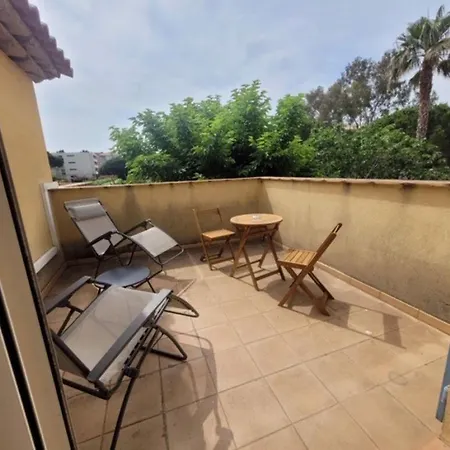 Maison 115m2 - 400 M De La - Parking Willa *