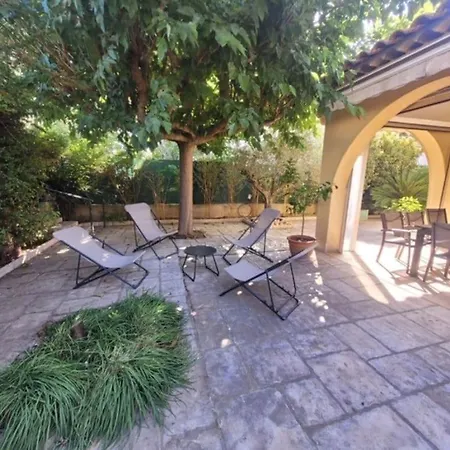 Maison 115m2 - 400 M De La - Parking Fréjus